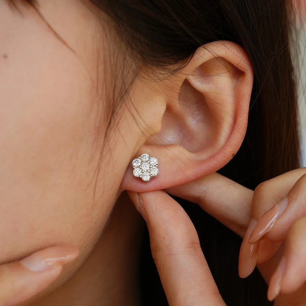 BXINY 7-stone Moissanite Flower Earrings 100%S925 Silver Honeycomb Ear Studs for Women Men Party Gift Fine Jewelry GRA Certified