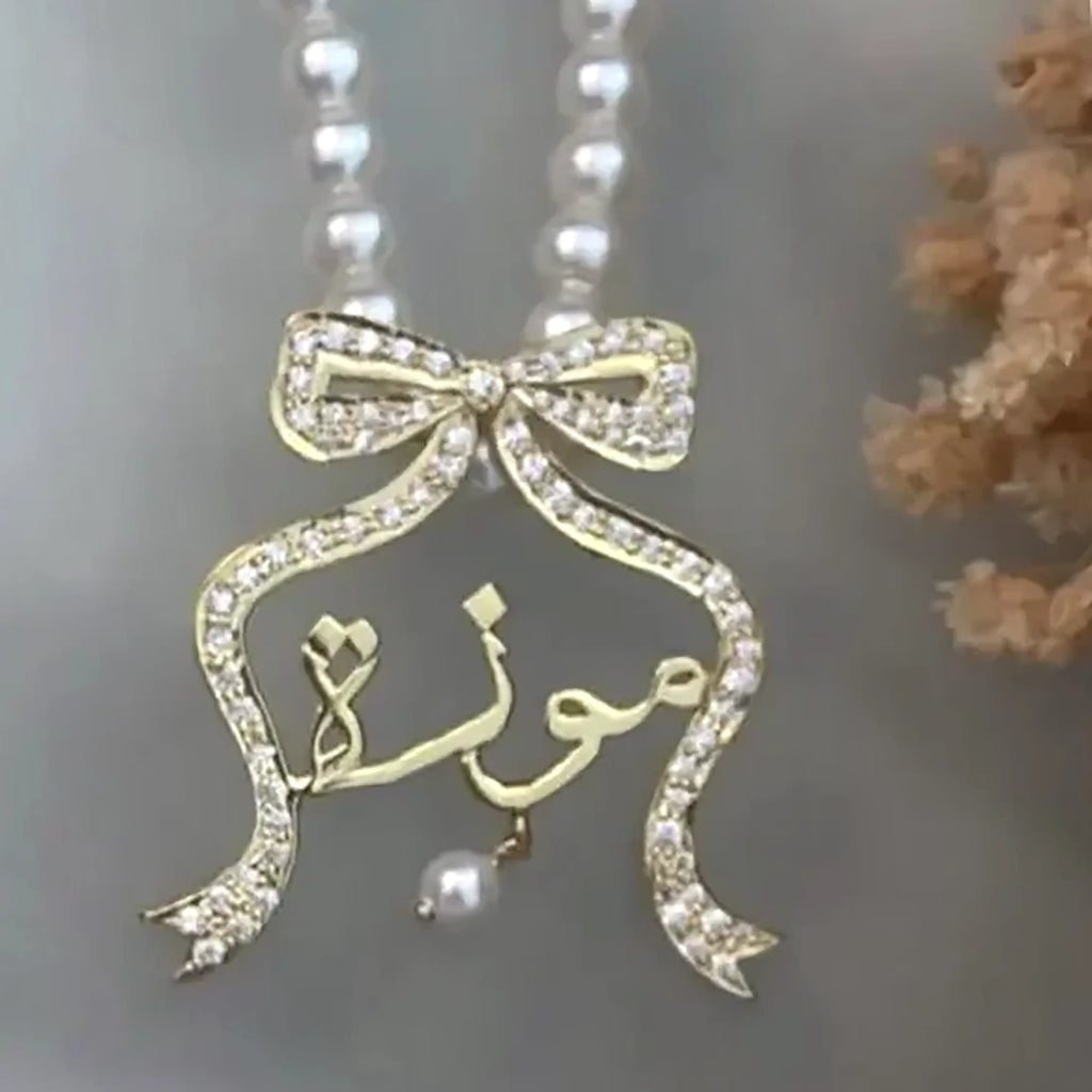 Arabic Traditional Clothing Enjoys Customized Services  Mid-To-High-End Products  Status Symbols  And Jewelry For Ladies.
